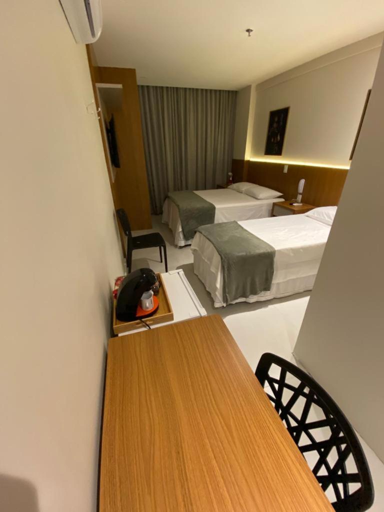 Suite Tripla Hotel America Campos dos Goytacazes Ruang foto